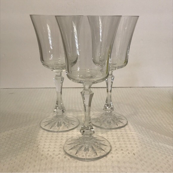 Vintage Stemmed Goblets - Set of 3 - Picture 6 of 8